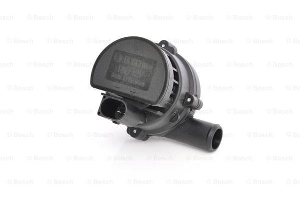 Насос охлаждающей жидкости дополнительный Bosch 0 392 023 004