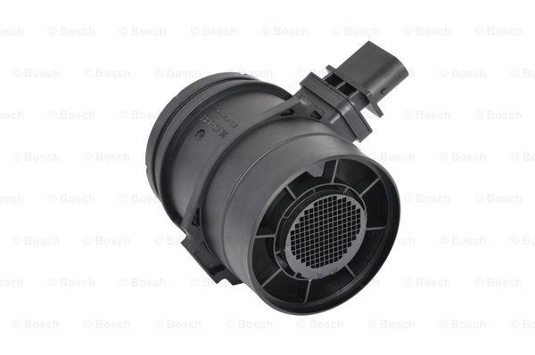 Bosch Przepływomierz masowy powietrza – cena 577 PLN