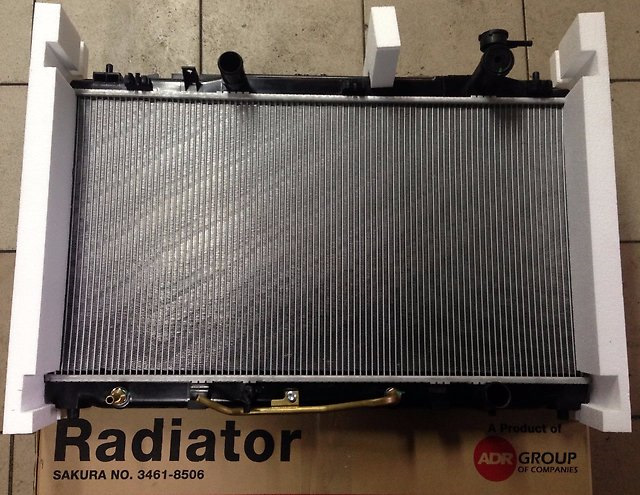 Sakura Радиатор охлаждения двигателя – цена