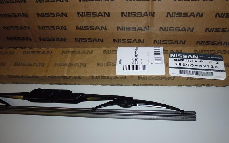 Nissan 28890-EM31A Щітка склоочисника 28890EM31A: Купити у Польщі - Добра ціна на 2407.PL!