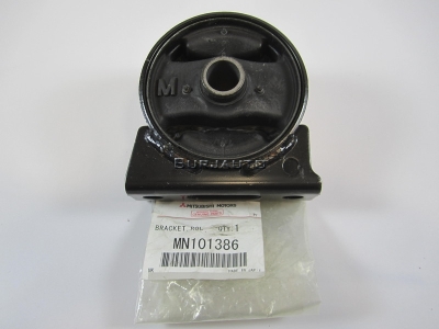 Mitsubishi MN101386 Engine mount MN101386: Buy near me in Poland at 2407.PL - Good price!