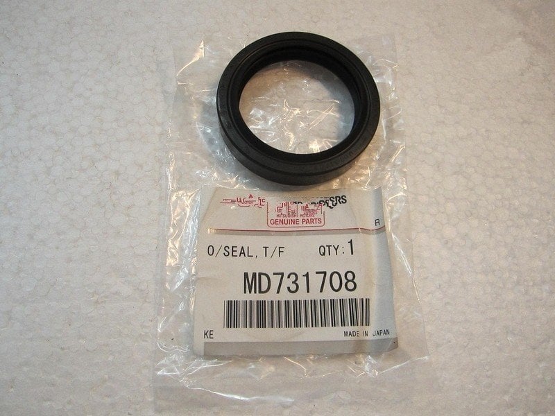 Mitsubishi MD731708 Transfer Case Output Shaft Seal MD731708: Buy near me in Poland at 2407.PL - Good price!