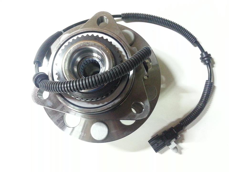 Ssang Yong 4142009405 Wheel hub with front bearing 4142009405: Buy near me in Poland at 2407.PL - Good price!