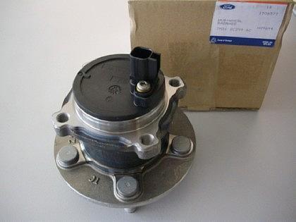Ford 1 506 577 Wheel hub with rear bearing 1506577: Buy near me in Poland at 2407.PL - Good price!