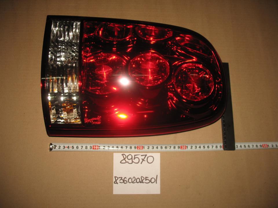 Ssang Yong 8360208501 Tail lamp right 8360208501: Buy near me in Poland at 2407.PL - Good price!