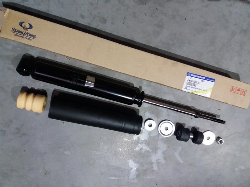 Ssang Yong 4530108C01 Shock absorber assy 4530108C01: Buy near me at 2407.PL in Poland at an Affordable price!