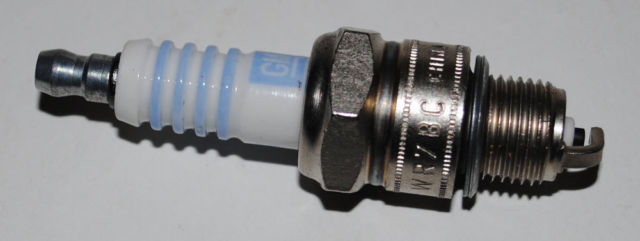 General Motors 90512989 Spark plug 90512989: Buy near me at 2407.PL in Poland at an Affordable price!