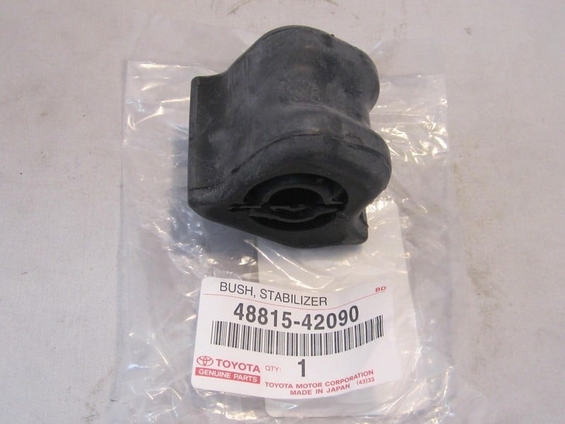 Toyota 48815-42090 Front stabilizer bush, left 4881542090: Buy near me in Poland at 2407.PL - Good price!