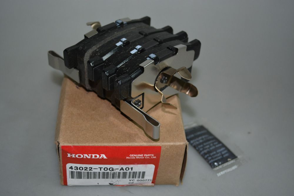 Honda 43022-T0G-A01 Disc brake pad set 43022T0GA01: Buy near me in Poland at 2407.PL - Good price!