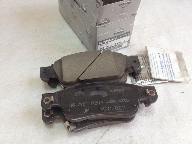 Nissan D1060-JK00B Brake Pad Set, disc brake D1060JK00B: Buy near me in Poland at 2407.PL - Good price!