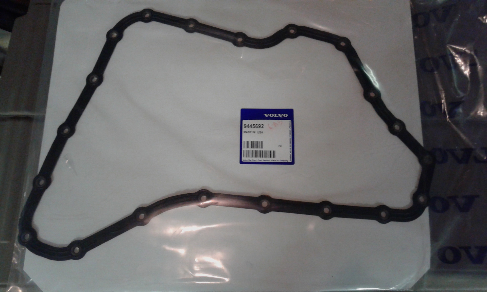 Volvo 9445692 Automatic transmission oil pan gasket 9445692: Buy near me in Poland at 2407.PL - Good price!