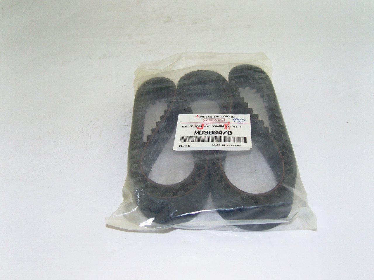 Mitsubishi MD300470 Timing belt MD300470: Buy near me at 2407.PL in Poland at an Affordable price!