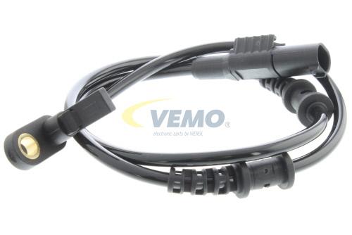 Vemo V30720800 Датчик, частота вращения колеса V30720800: Купить в Польше - Отличная цена на 2407.PL!