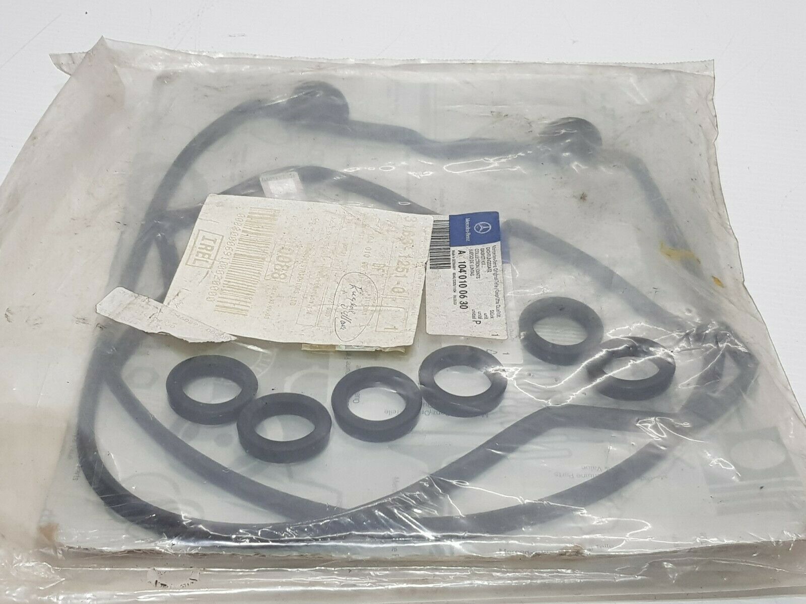 Mercedes A 104 010 06 30 Gasket, cylinder head cover A1040100630: Buy near me in Poland at 2407.PL - Good price!