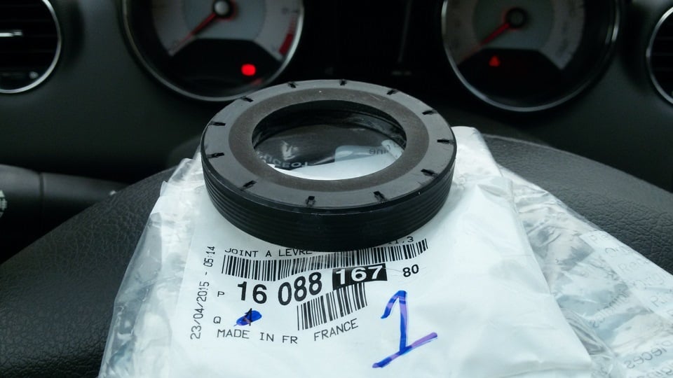 Citroen/Peugeot 16 088 167 80 Shaft Seal, differential 1608816780: Buy near me at 2407.PL in Poland at an Affordable price!