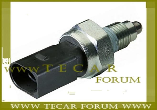 VAG 02T 945 415 D Reverse light switch 02T945415D: Buy near me in Poland at 2407.PL - Good price!