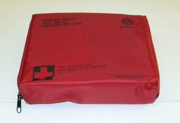 VAG 3C0 860 282 The first-aid kit is automobile 3C0860282: Buy near me at 2407.PL in Poland at an Affordable price!