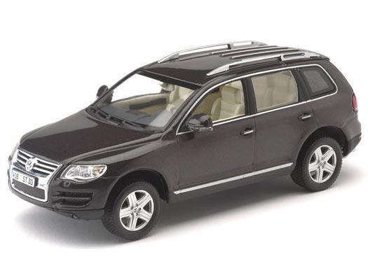 VAG 7L0 099 300 GP R7M Toy Car Model Volkswagen Touareg 2007 (1:43) 7L0099300GPR7M: Buy near me at 2407.PL in Poland at an Affordable price!