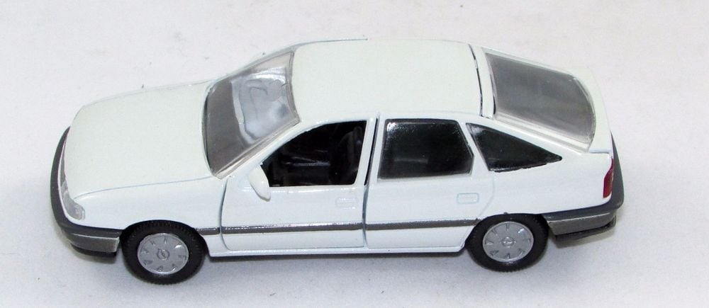Opel 17 99 499 Масштабная модель Opel Vectra B 1995 (1:43) 1799499: Отличная цена - Купить в Польше на 2407.PL!