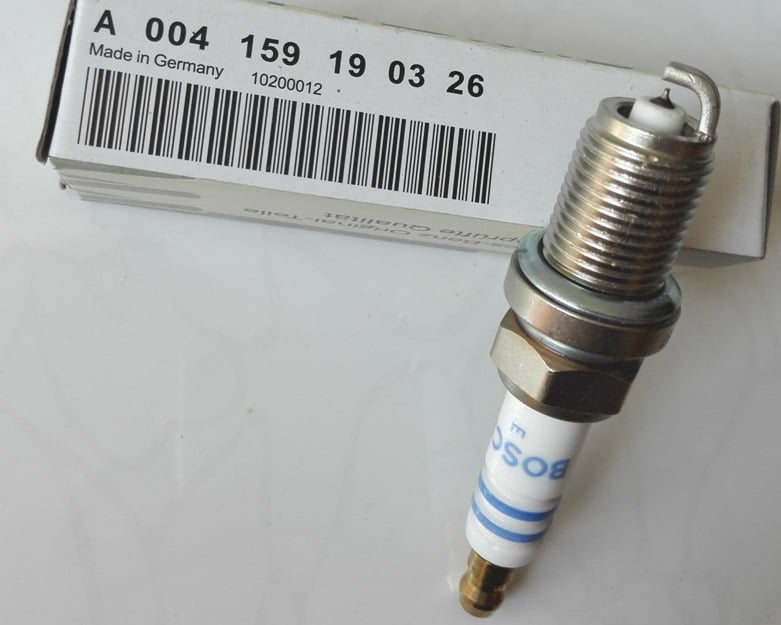 Mercedes A 004 159 13 03 Spark plug A0041591303: Buy near me in Poland at 2407.PL - Good price!