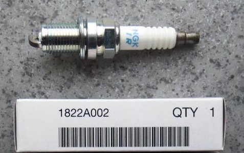 Mitsubishi 1822A002 Spark plug 1822A002: Buy near me at 2407.PL in Poland at an Affordable price!