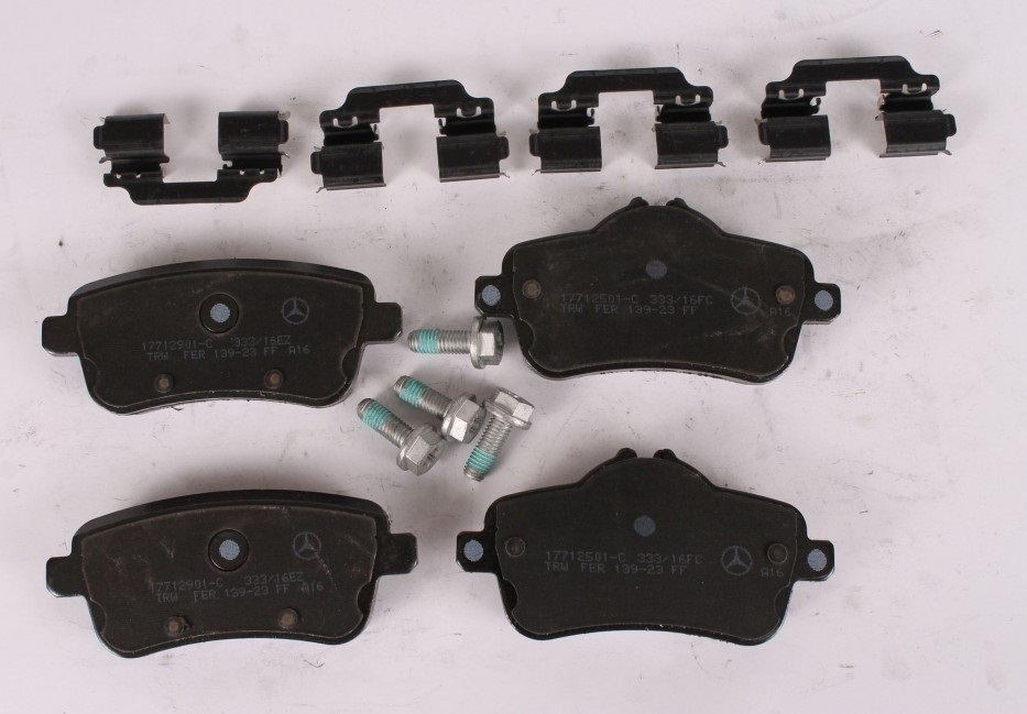Mercedes A 007 420 82 20 Brake Pad Set, disc brake A0074208220: Buy near me at 2407.PL in Poland at an Affordable price!
