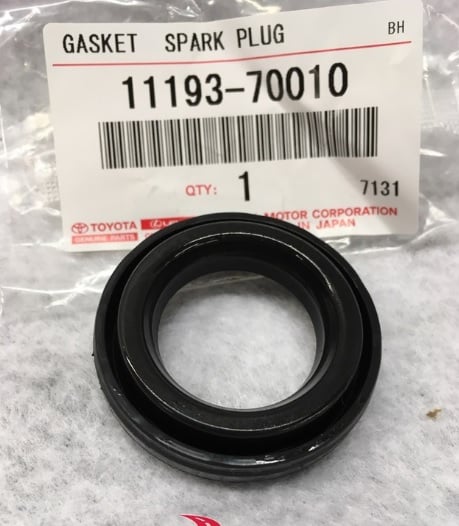 Toyota 11193-70010 Gasket B, Head Cover 1119370010: Buy near me in Poland at 2407.PL - Good price!