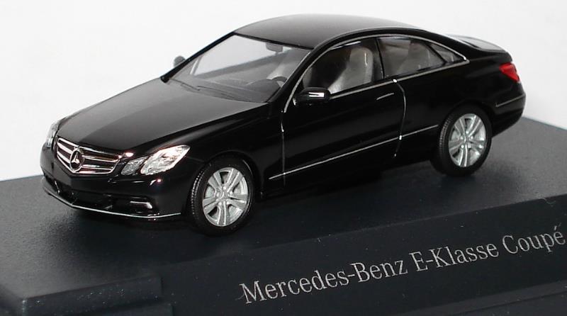 Mercedes B6 6 96 2412 Toy Car Model Mercedes E-Class Coupe (C207) 2009 (1:87) B66962412: Buy near me in Poland at 2407.PL - Good price!