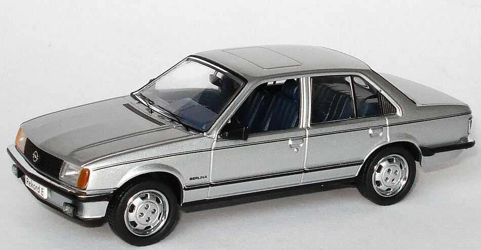 General Motors 90485277 Model Autka OPEL Rekord E 1977 (1:43) 90485277: Dobra cena w Polsce na 2407.PL - Kup Teraz!