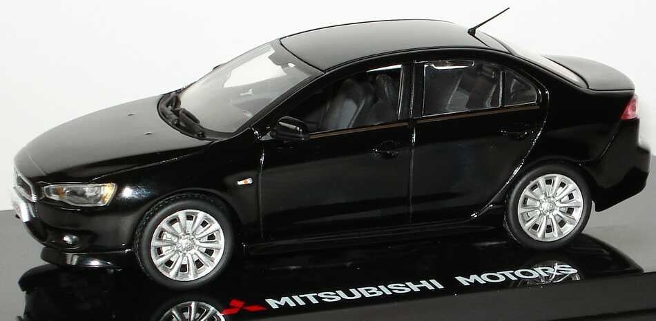 Mitsubishi MME50145 Model Autka Mitsubishi Lancer Sports Sedan (1:43) MME50145: Dobra cena w Polsce na 2407.PL - Kup Teraz!