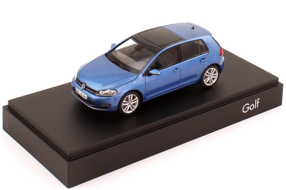 VAG 5G4 099 300 F5A Toy Car Model Volkswagen Golf 7 4-Door 2013 (1:43) 5G4099300F5A: Buy near me in Poland at 2407.PL - Good price!