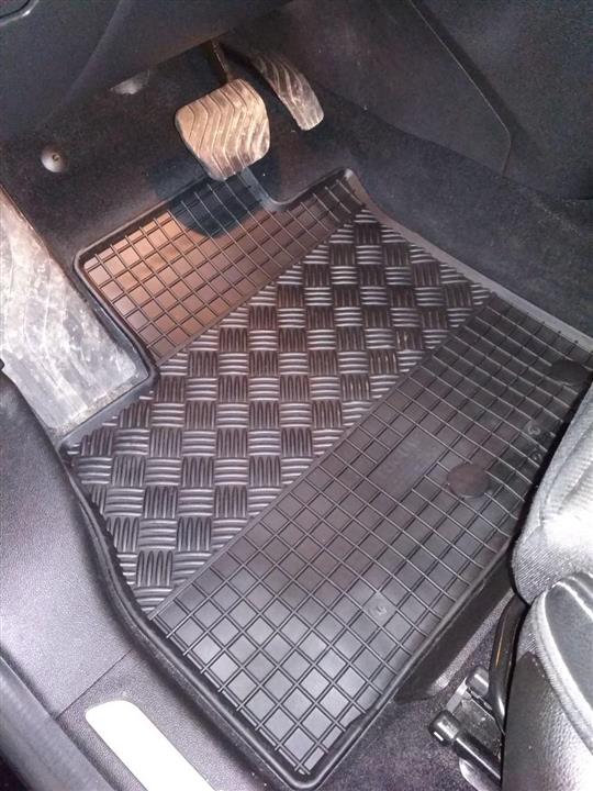 Rigum Килимки в салон Volkswagen Crafter 17- Чехія, Гумові RIGUM Комплект з 3-х килимків Чорний – ціна