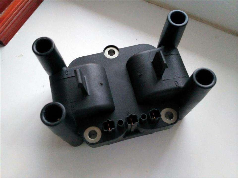 Magneti marelli 060717041012 Ignition coil 060717041012: Buy near me in Poland at 2407.PL - Good price!