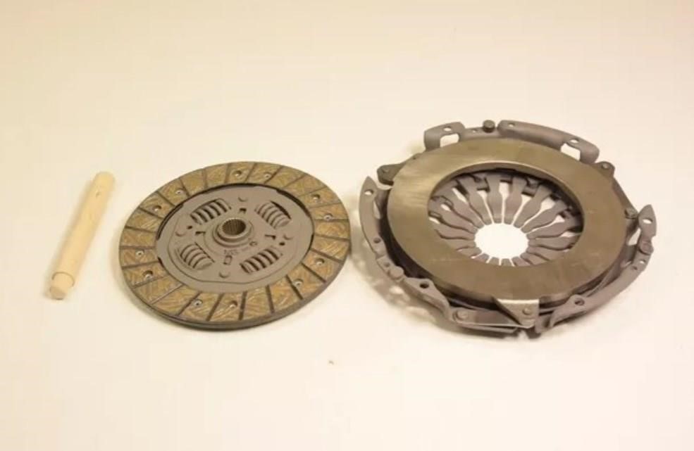 Renault 77 11 135 374 Clutch kit 7711135374: Buy near me at 2407.PL in Poland at an Affordable price!