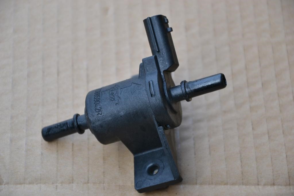 Renault 20 88 590 42R Injection pump valve 208859042R: Buy near me in Poland at 2407.PL - Good price!
