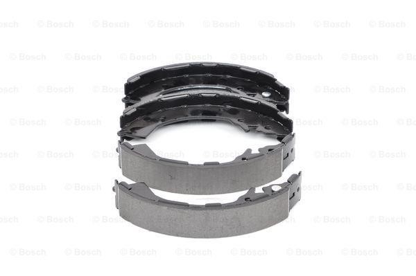 Brake shoe set Bosch 0 986 487 925