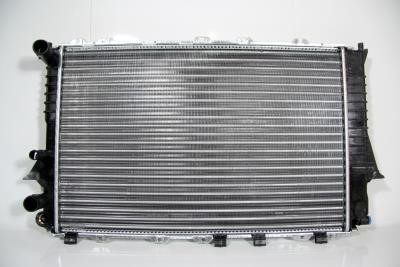 Chłodnica cieczy chłodzącej Audi 90: 4A0121251 VAG Chłodnica wody