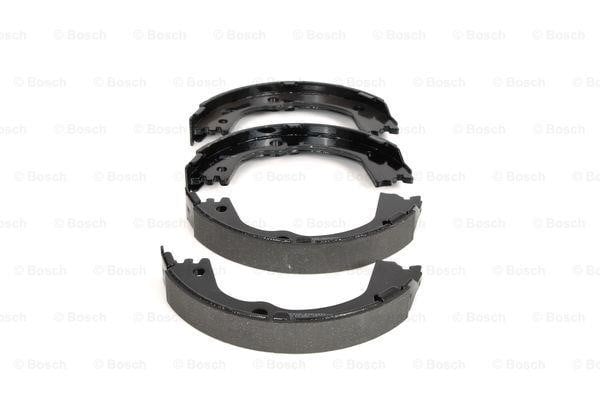 Handbrake shoes Bosch 0 986 487 947