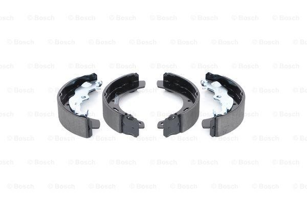 Колодки тормозные барабанные, комплект Bosch 0 986 487 796