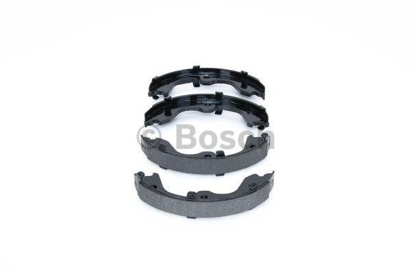 Bosch Szczęki hamulcowe hamulca postojowego – cena 131 PLN