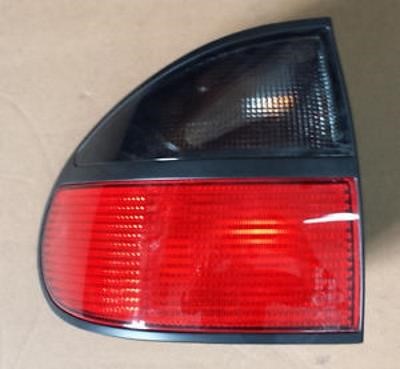 Renault 77 01 038 275 Combination Rearlight 7701038275: Buy near me in Poland at 2407.PL - Good price!