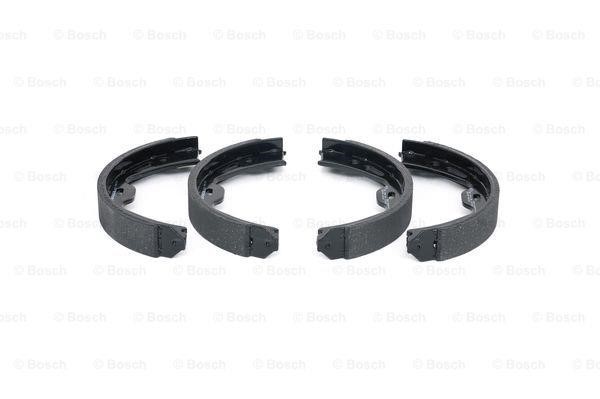 Parking brake shoes Bosch 0 986 487 944