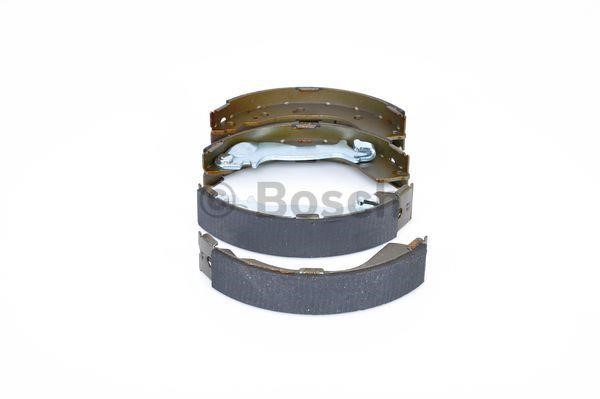 Колодки тормозные барабанные, комплект Bosch 0 986 487 909