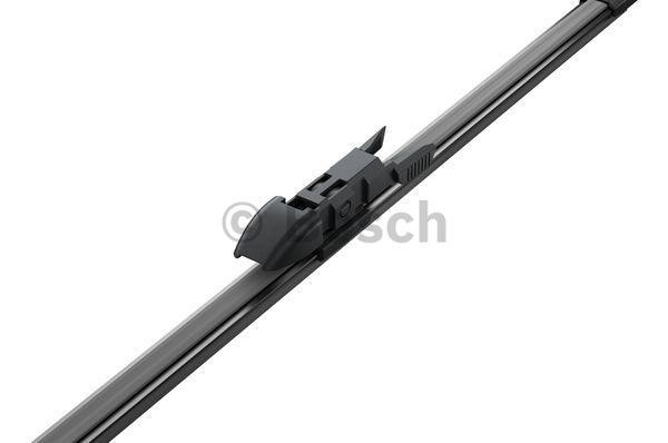 Щетка стеклоочистителя задняя бескаркасная 300 мм (12") Bosch 3 397 016 465