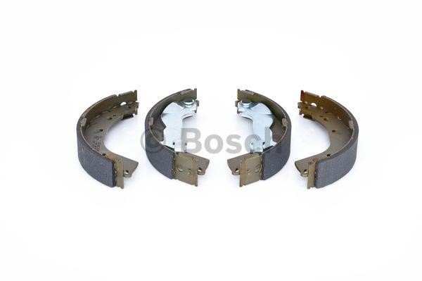 Купить Bosch 0 986 487 909 по низкой цене в Польше!