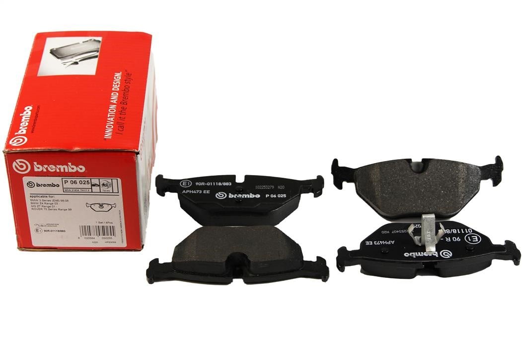 Rear brake pad set Brembo P 06 025