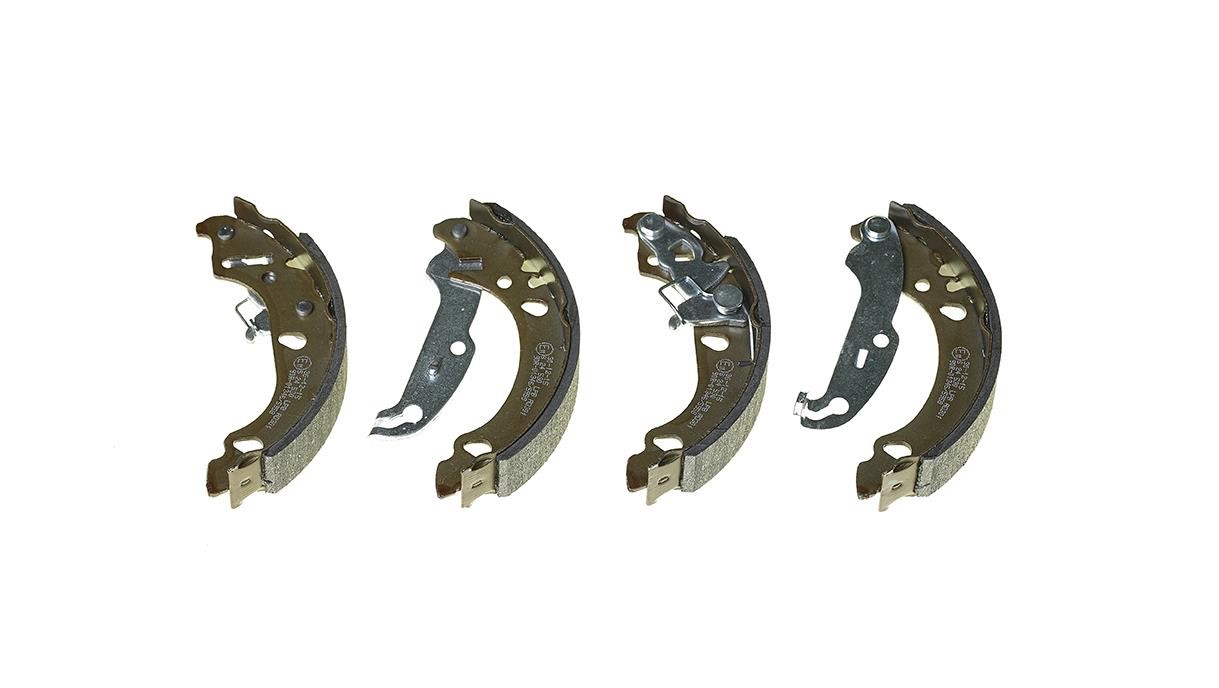 Brembo S 24 530 Колодки тормозные барабанные, комплект S24530: Купить в Польше - Отличная цена на 2407.PL! S24530 Brembo Колодки тормозные барабанные, комплект