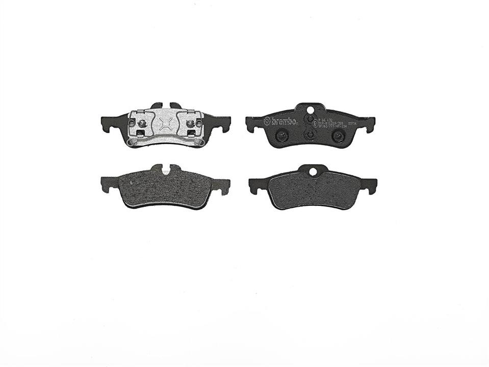 Buy Brembo P 06 032 at a low price in Poland!