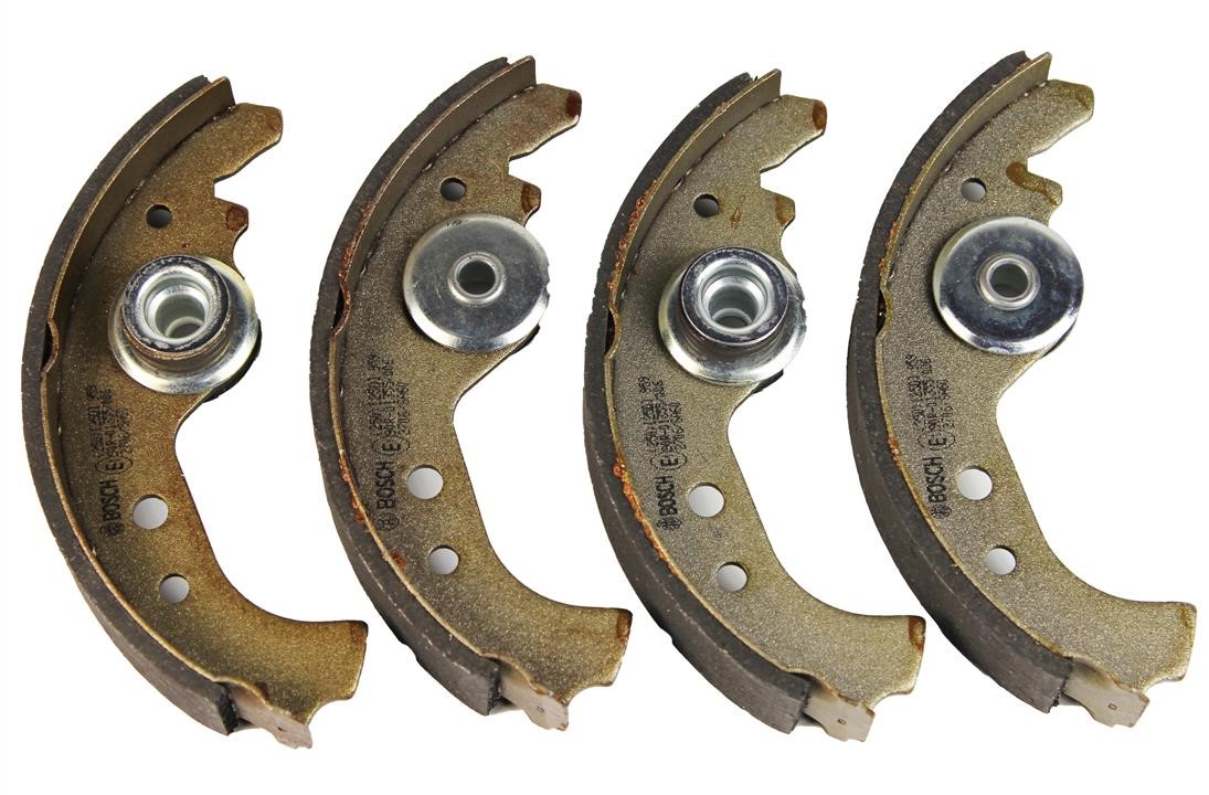 0986487030 Bosch Szczęki hamulcowe, zestaw