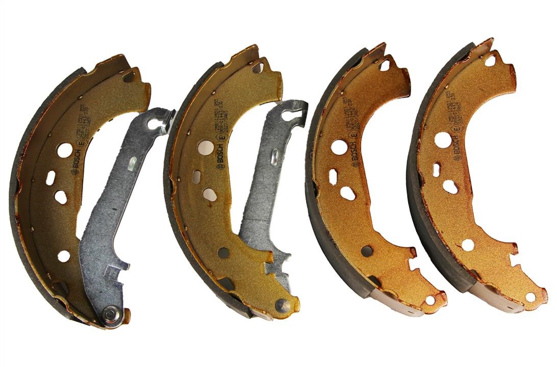 Bosch 0 986 487 667 Brake shoe set 0986487667: Buy near me at 2407.PL in Poland at an Affordable price!